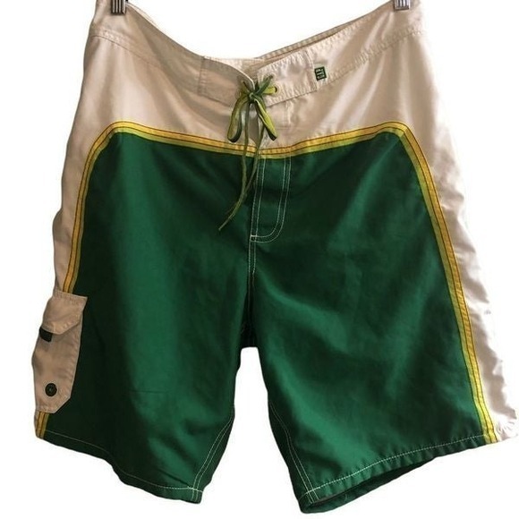 GAP Other - GAP Board Shorts Velcro Closer and Side Pocket Size 34